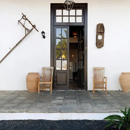 Emblematica - Nº2 Chibusque