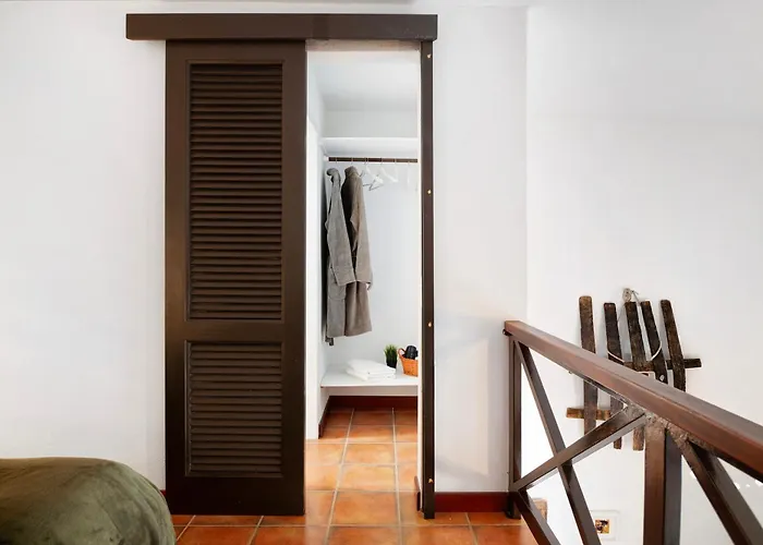 Emblematica - Nº2 Chibusque La Vegueta